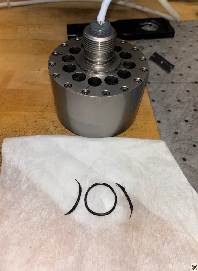 Disassembled ETAS load cell and the damaged internal O-ring